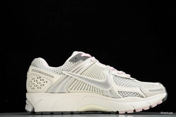 5 Pink Zoom Vomero 520 Pack White FN3695-001 Nike 1204